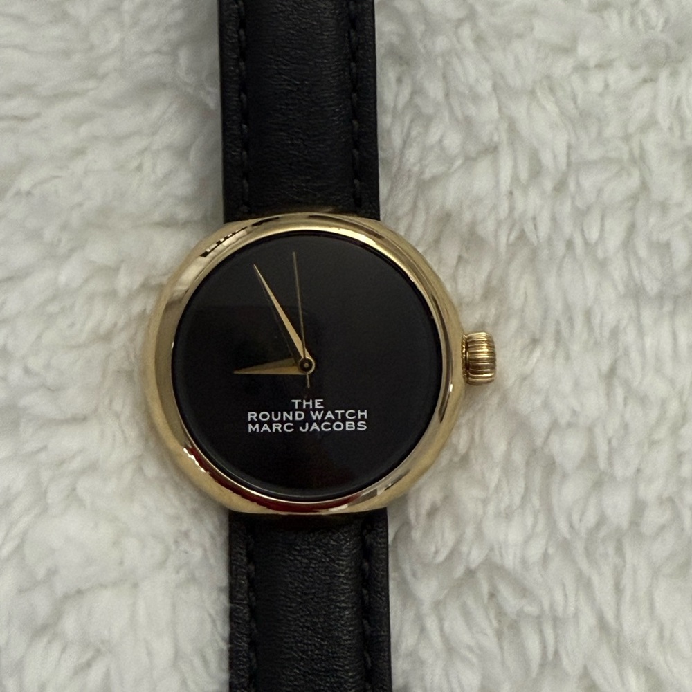 Marc Jacobs Gold and Black Watch